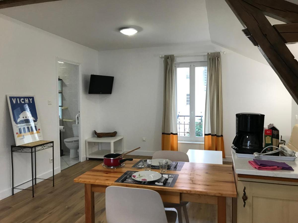 Appartement Le Petit Faure - Face Aux Thermes - Calme - Parking Gratuit *