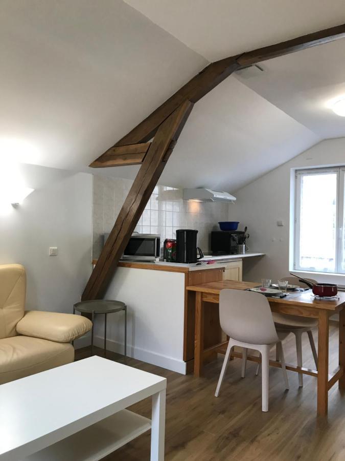 Le Petit Faure - Face Aux Thermes - Calme - Parking Gratuit Appartement *